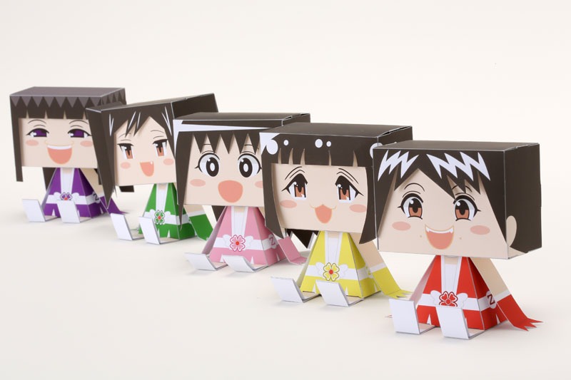 紙製フィギュア「ももフィグZ」
