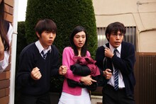 実写版「いけない！ルナ先生」の場面写真。 (c)上村純子／講談社 (c)2014上村純子／講談社・エスピーオー