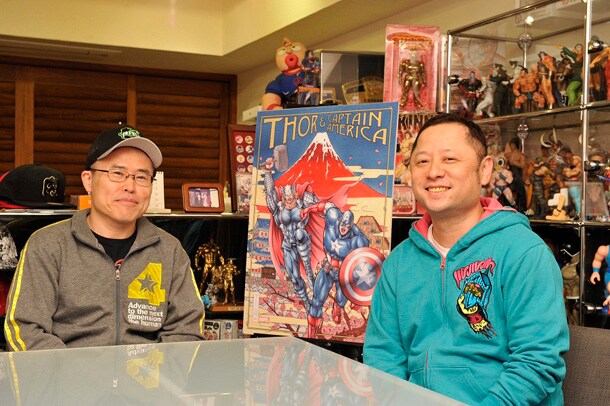 ゆでたまご。左が作画担当の中井義則、右が原作担当の嶋田隆司。(c)2013 MVLFFLLC. TM & (c)2013 Marvel. All Rights Reserved.