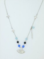 プレゼントのネックレス「鉄扇簪首飾（てっせんかんざしペンダント）」。コミックゼノンのオンラインストアでも購入できる。