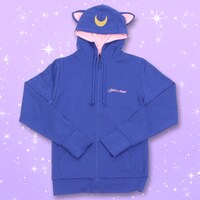 「美少女戦士セーラームーン ルナなりきりパーカー」8978円。(c)Naoko Takeuchi (c)武内直子・PNP・東映アニメーション