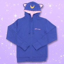 「美少女戦士セーラームーン ルナなりきりパーカー」8978円。(c)Naoko Takeuchi (c)武内直子・PNP・東映アニメーション