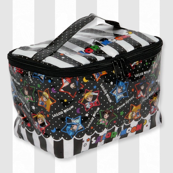 バニティポーチの「レトロ柄」ブラック、3675円。サイズは約205ｍｍ×約135ｍｍ×約135ｍｍ。(C)Naoko Takeuchi (C)武内直子・PNP・東映アニメーション