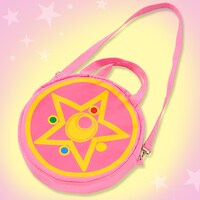 クリスタルスターバッグ、5250円。サイズは直径30cm、マチ8cm。(C)Naoko Takeuchi (C)武内直子・PNP・東映アニメーション