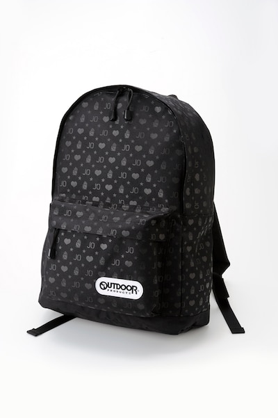 「ジョジョの奇妙な冒険」第3部「スターダストクルセイダース」×「OUTDOOR PRODUCTS」のデイパック。(c)荒木飛呂彦/集英社・ジョジョの奇妙な冒険製作委員会