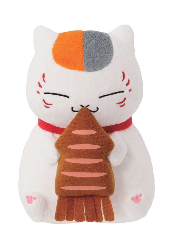 F賞「ストーリーぬいぐるみ」の1種。イカ焼きを頬張るニャンコ先生。(c)緑川ゆき・白泉社／「夏目友人帳」製作委員会