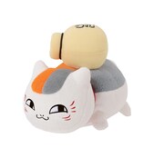 F賞「ストーリーぬいぐるみ」の1種。とっくりを背負うニャンコ先生。(c)緑川ゆき・白泉社／「夏目友人帳」製作委員会