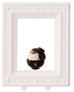 H賞「フレームマスコットコレクション」に付属するディスプレイ用の台座。(c)緑川ゆき・白泉社／「夏目友人帳」製作委員会