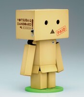 「リボルテックダンボー・ミニ『記念入場チケットversion』」(C)KIYOHIKO AZUMA/YOTUBA SUTAZIO