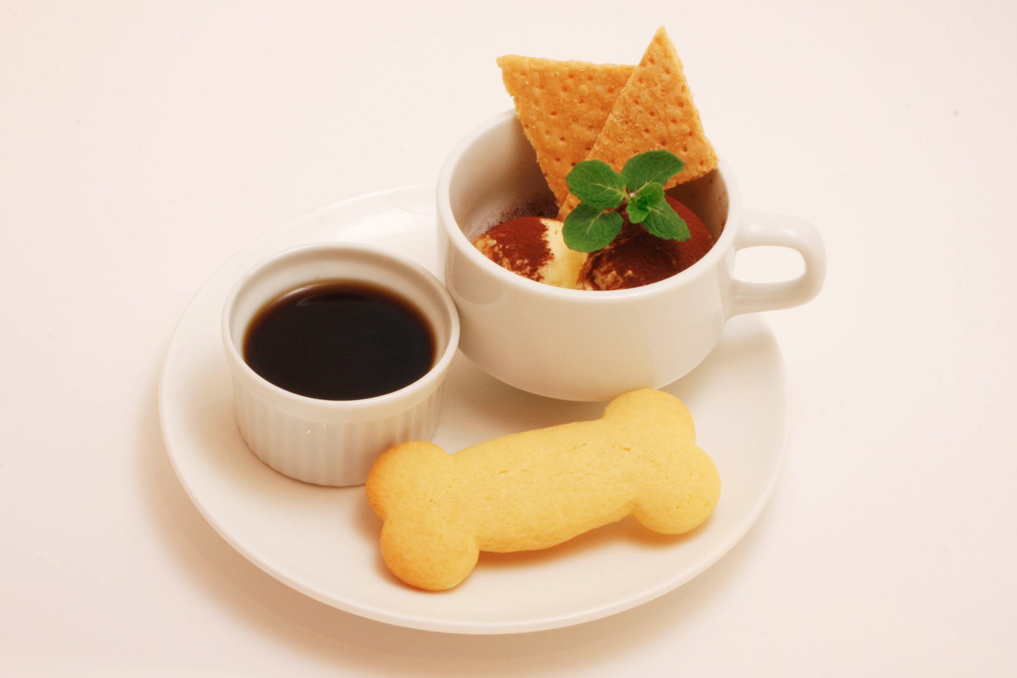 「葬儀屋の骨クッキー×アフォガード」