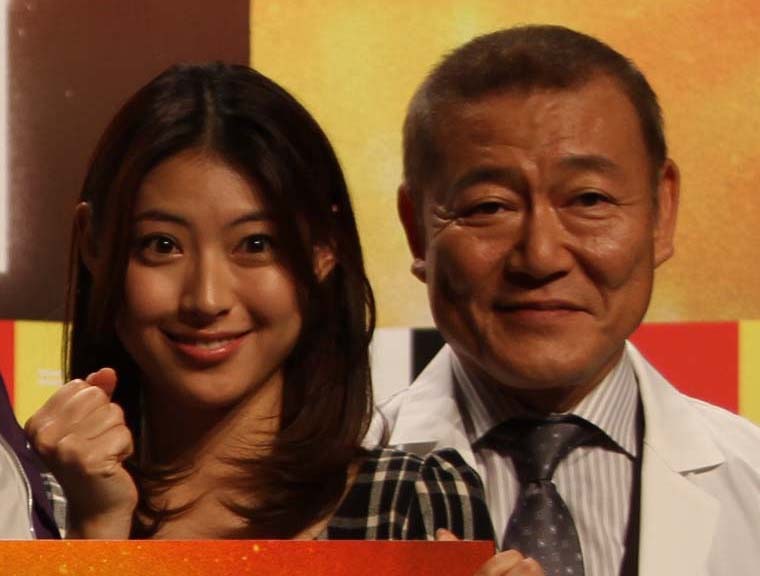 （左から）瀧本美織、國村隼。
