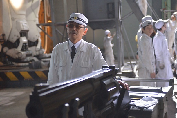 「THE NEXT GENERATION パトレイバー／第1章」の場面写真。 (c)2014「THE NEXT GENERATION -PATLABOR-」製作委員会
