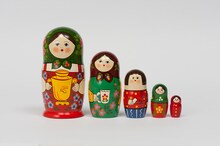 まん○画太郎（漫☆画太郎）が好きな国・ロシアのマトリョーシカ人形。