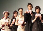 （左から）吉田監督、黒木華、吹石一恵、市川知宏、広瀬アリス。