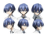 諏訪彩花演じる東兎角（あずまとかく）。出席番号1番。私立17学園からカイバに命じられ転校。ずば抜けた暗殺能力をもち、“東のアズマ”と称される一族のエリート暗殺者。晴のあたたかさに触れ、彼女を守ろうと決意する。カレーが好き。(c)高河ゆん・南方純/KADOKAWA巻/「悪魔のリドル」製作委員会