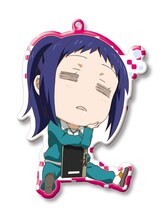 「ディーふらぐ！ トレーディングメタルチャームストラップ」の大沢南。(c)春野友矢／株式会社KADOKAWA メディアファクトリー刊／ディーふらぐ！製作委員会