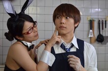 「いけない！ルナ先生 ギョーザと用心棒!!篇」より。(c)2014 上村純子/講談社・エスピーオー (c)上村純子／講談社