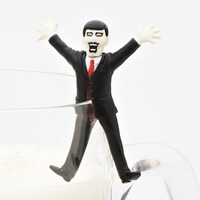 コップのフチのアイツ「裂けるアイツ」(c)ステーキ/タナカカツキ/KITAN CLUB