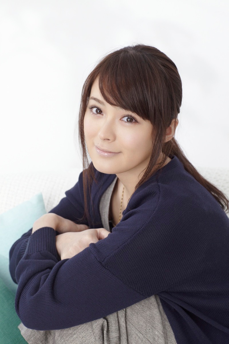貫地谷しほり
