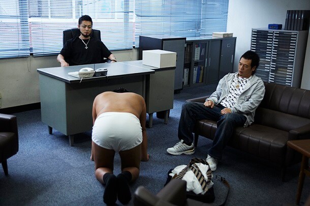 「dビデオ powered by BeeTVスペシャル『闇金ウシジマくん』」より。 (c)2014 真鍋昌平・小学館／BeeTV・映画「闇金ウシジマくん2」製作委員会