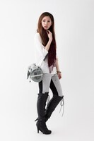 「進撃の巨人 ロールボストンバッグ 立体機動装置モデル」(c)諫山創/講談社