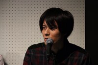 スマイル役の内山昂輝。