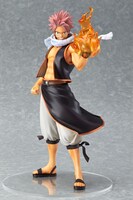 炎のエフェクトパーツを取り付けたフィギュア「ナツ・ドラグニル」。(c)真島ヒロ／講談社・フェアリーテイル製作ギルド・テレビ東京