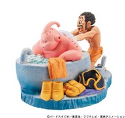 「ドラゴンボールカプセルR 驚愕の魔人 ブウ編」魔人ブウとミスター・サタン。