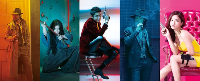 実写映画版「ルパン三世」のキャスト陣。左より、銭形警部役の浅野忠信、石川五ェ門役の綾野剛、ルパン三世役の小栗旬、次元大介役の玉山鉄二、峰不二子役の黒木メイサ。(c)2014映画「ルパン三世」製作委員会