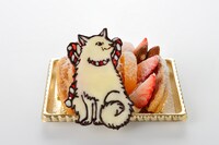 パティスリーキュートで販売される「シロのキュートな地獄ミルフィーユ」（780円）。(c)江口夏実・講談社／鬼灯の冷徹製作委員会 (c)江口夏実／講談社■店 舗: