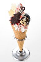 ダルチアーノで販売される「鬼灯の鬼に金棒ジェラート」（800円）。(c)江口夏実・講談社／鬼灯の冷徹製作委員会 (c)江口夏実／講談社