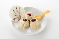 華興で販売される「芥子ちゃんの“おのれ狸”壷餃子」（680円）。(c)江口夏実・講談社／鬼灯の冷徹製作委員会 (c)江口夏実／講談社