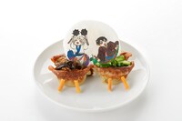 鉄なべ荒江本店で販売される「唐瓜と茄子の仲良し小鬼餃子」（700円）。(c)江口夏実・講談社／鬼灯の冷徹製作委員会 (c)江口夏実／講談社