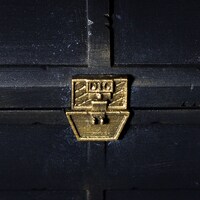 「TVアニメ ジョジョの奇妙な冒険 スターダストクルセイダース DIO棺桶型アクセサリーボックス」(c)荒木飛呂彦&LUCKY LAND COMMUNICATIONS/集英社・ジョジョの奇妙な冒険SC製作委員会