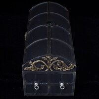 「TVアニメ ジョジョの奇妙な冒険 スターダストクルセイダース DIO棺桶型アクセサリーボックス」(c)荒木飛呂彦&LUCKY LAND COMMUNICATIONS/集英社・ジョジョの奇妙な冒険SC製作委員会