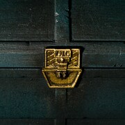 「TVアニメ ジョジョの奇妙な冒険 スターダストクルセイダース DIO棺桶型アクセサリーボックス 海底カラーver.」(c)荒木飛呂彦&LUCKY LAND COMMUNICATIONS/集英社・ジョジョの奇妙な冒険SC製作委員会