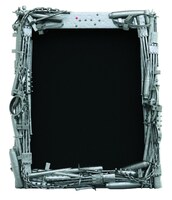 定期購読者へのプレゼント「豪華メタル凶器フレーム」。(C)武論尊・原哲夫/NSP 1983,版権許諾証GB-104 (C)武論尊・原哲夫/NSP 1983 (C)東映アニメーション1987