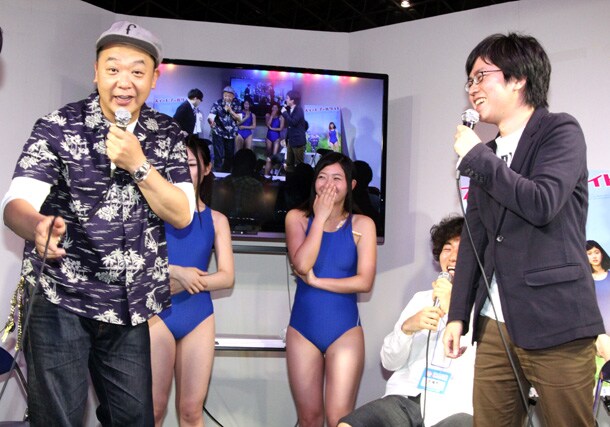 トークショーの様子。