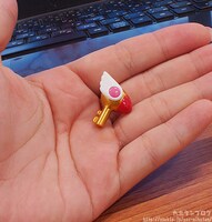 「封印の杖（鍵状態）チャーム」(c)CLAMP・ShigatsuTsuitachi CO.,LTD.／講談社