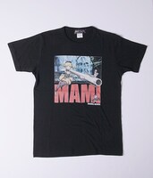 「劇場版 魔法少女まどか☆マギカ［新編］ 叛逆の物語 グラフィックTシャツ『マミVer.』」のブラック。(c)Magica Quartet／Aniplex・Madoka Movie Project Rebellion
