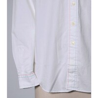 「劇場版 魔法少女まどか☆マギカ［新編］ 叛逆の物語 ボタンダウンシャツ『杏子＆さやかVer.』」。(c)Magica Quartet／Aniplex・Madoka Movie Project Rebellion