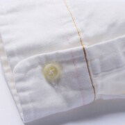 「劇場版 魔法少女まどか☆マギカ［新編］ 叛逆の物語 ボタンダウンシャツ『マミ＆なぎさVer.』」。(c)Magica Quartet／Aniplex・Madoka Movie Project Rebellion