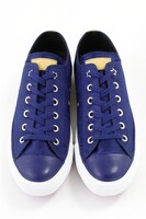 「ジョジョの奇妙な冒険×CONVERSE スペシャルコラボレーションモデル JOJOコンバース ALL STAR OX」 (c)荒木飛呂彦&LUCKY LAND COMMUNICATIONS/集英社・ジョジョの奇妙な冒険SC製作委員会