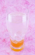 「キミが勝ったら返してくれる？思い出のドリンク」  (c)渡辺航（週刊少年チャンピオン）／弱虫ペダル製作委員会