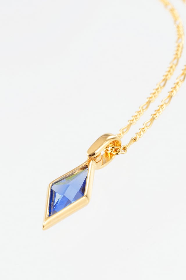 「ブルーウォーター ネックレス」(c)NHK・総合ビジョン