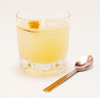 「バラライカ カクテル」 (c)広江礼威／サンデーGX