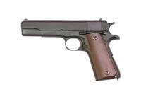 ロベルタが使用していたハンドガンの元となった“コルト・ガバメント”ことM1911。 (c)広江礼威／サンデーGX