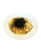 スイートプールカフェで提供される「剛毛パスタ」。もしゃもしゃだ。