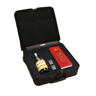 「養命酒オリジナルアタッシュケース」（c）さいとう・たかを／リイド社