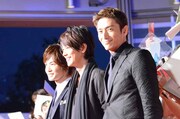 （左から）神木隆之介、佐藤健、伊勢谷友介。